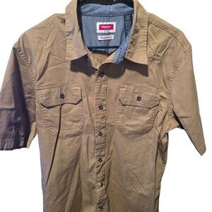 Wrangler Short Sleeve Button-Up Shirt - Brown